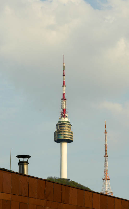 首尔塔与天际线图片