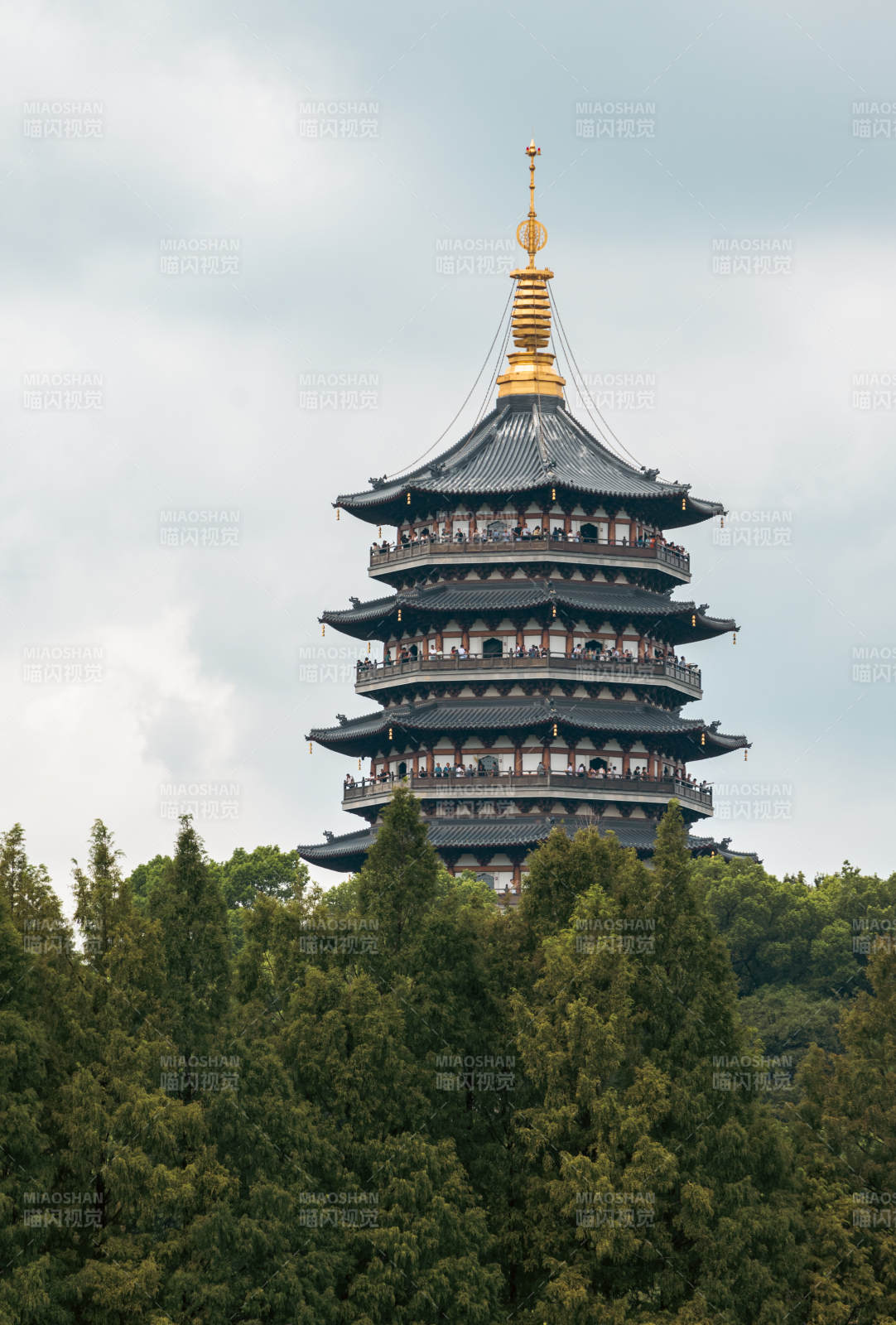 西湖雷峰塔图片