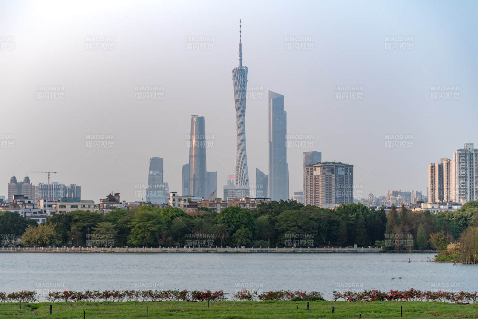 广州塔与珠江新城图片