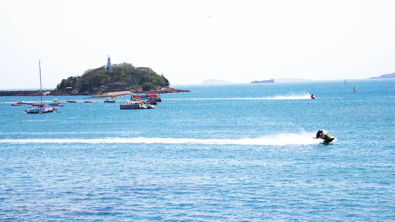 海上摩托艇比赛图片