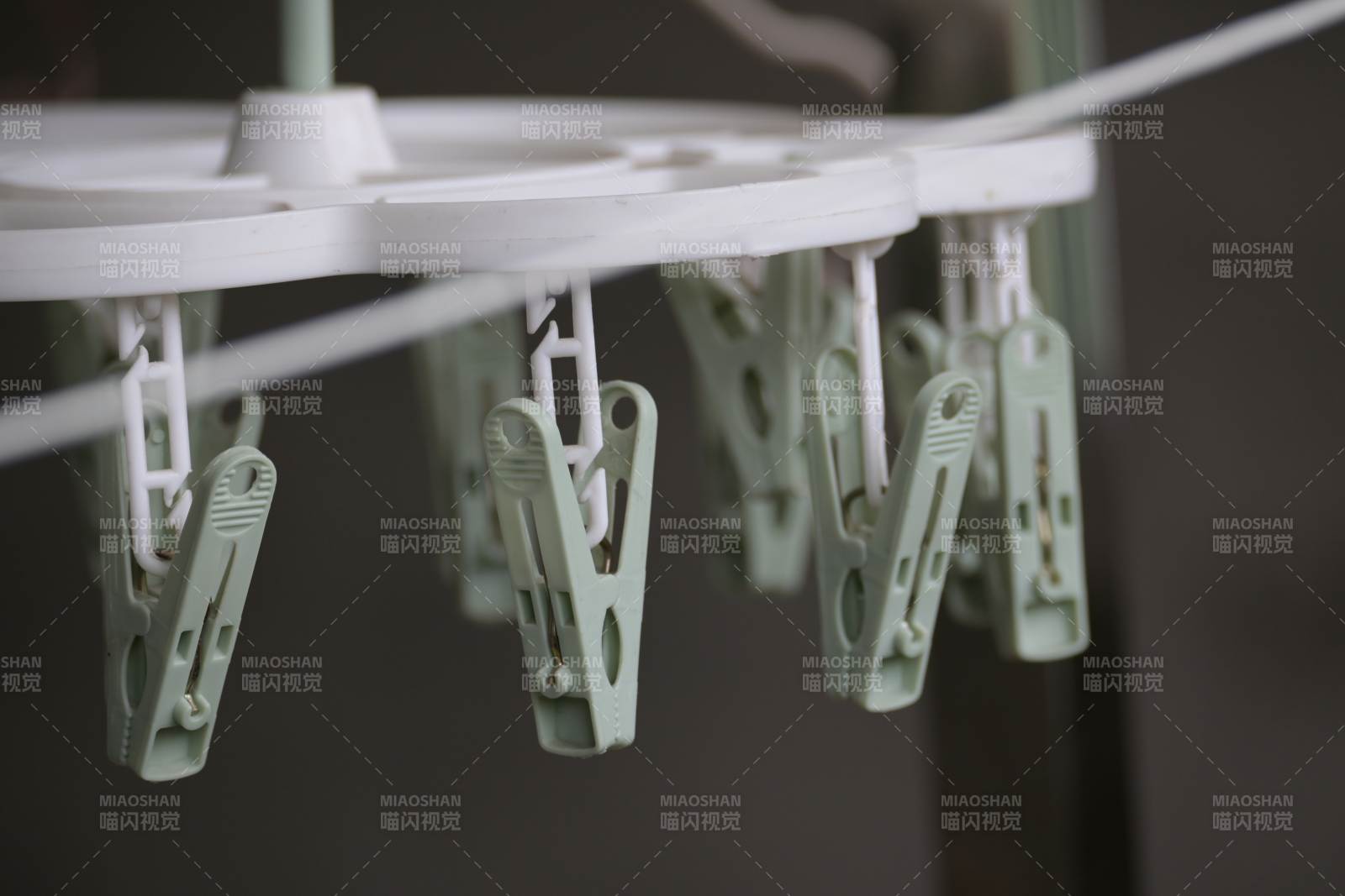 晾衣夹的日常图片