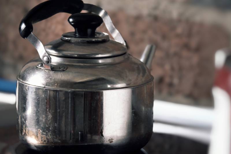 旧茶壶的日常图片