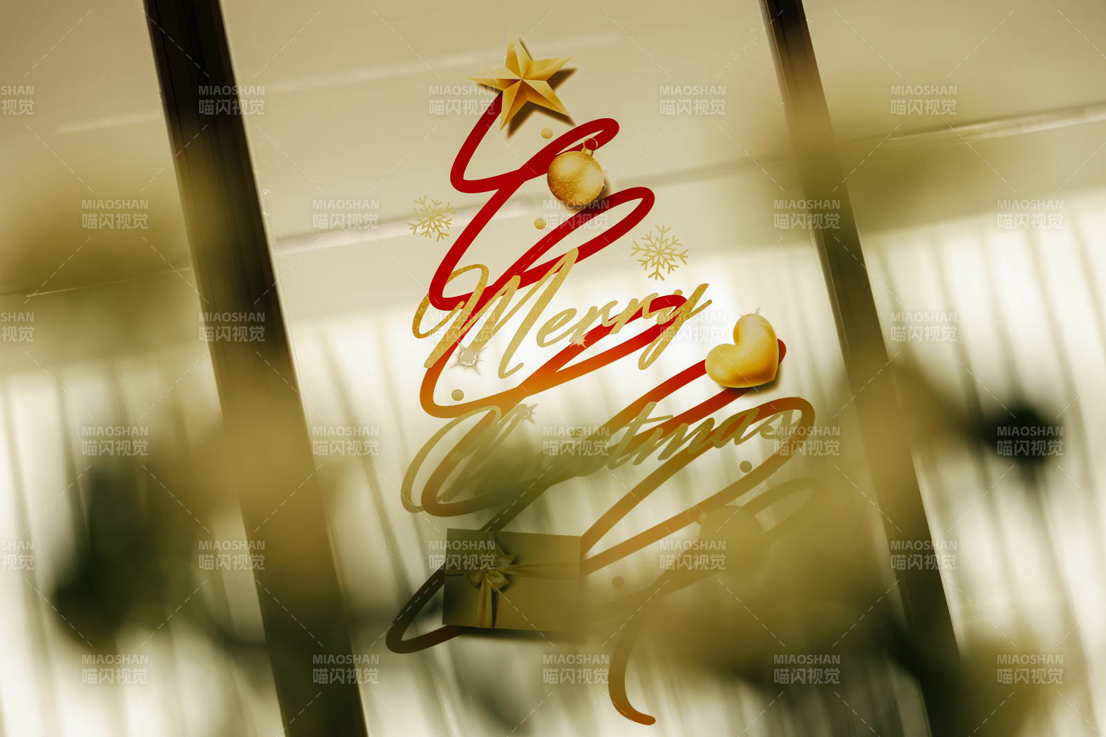 圣诞树装饰特写图片