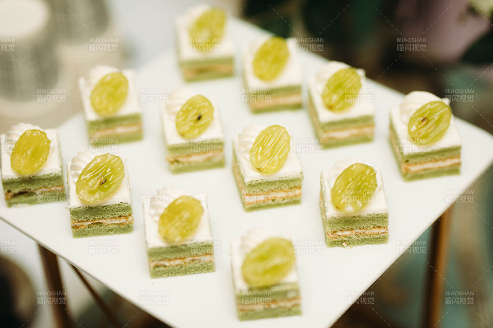 抹茶葡萄迷你蛋糕图片