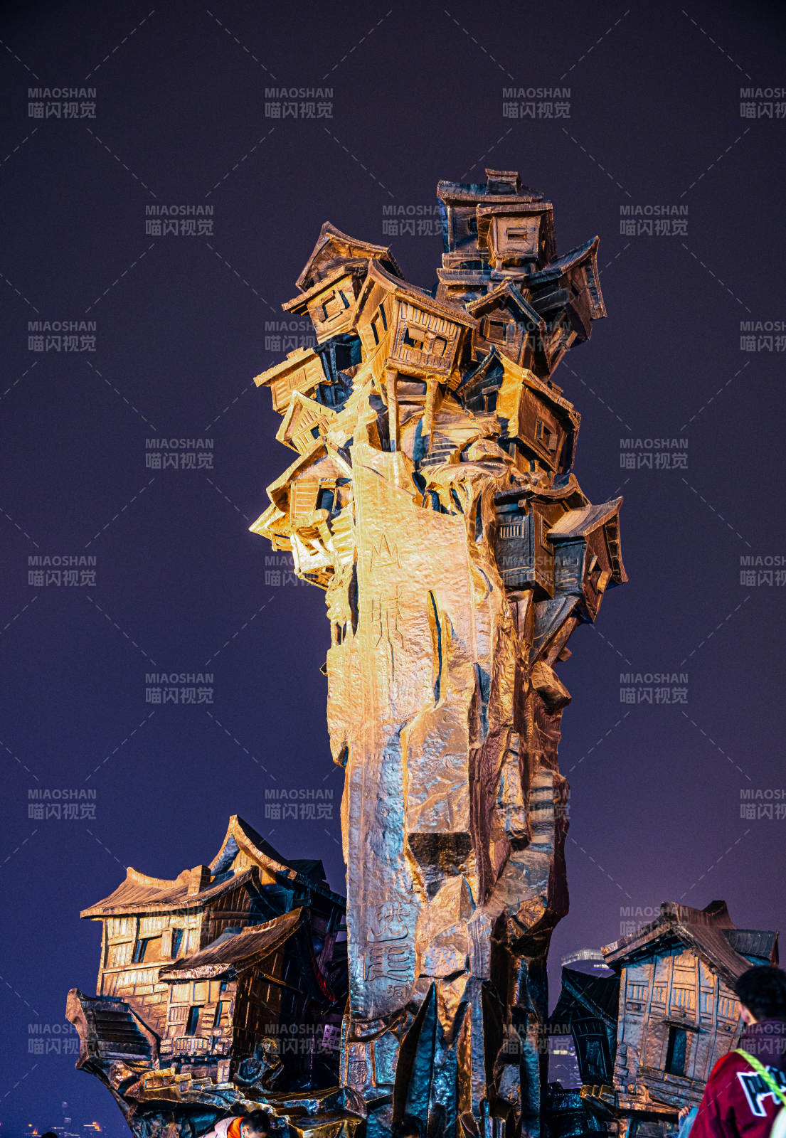 奇幻建筑夜景图片