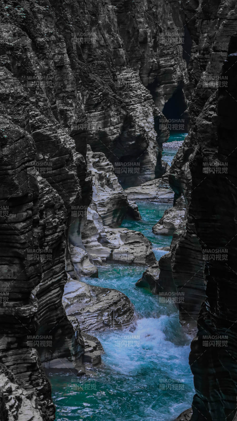 恩施地心谷景区图片