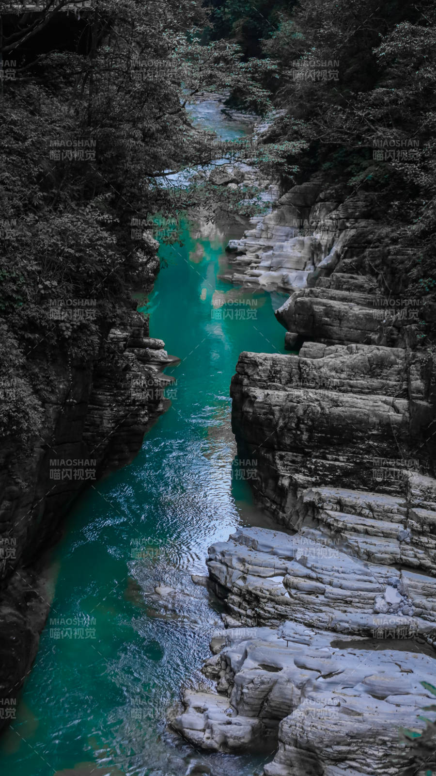 恩施地心谷景区图片