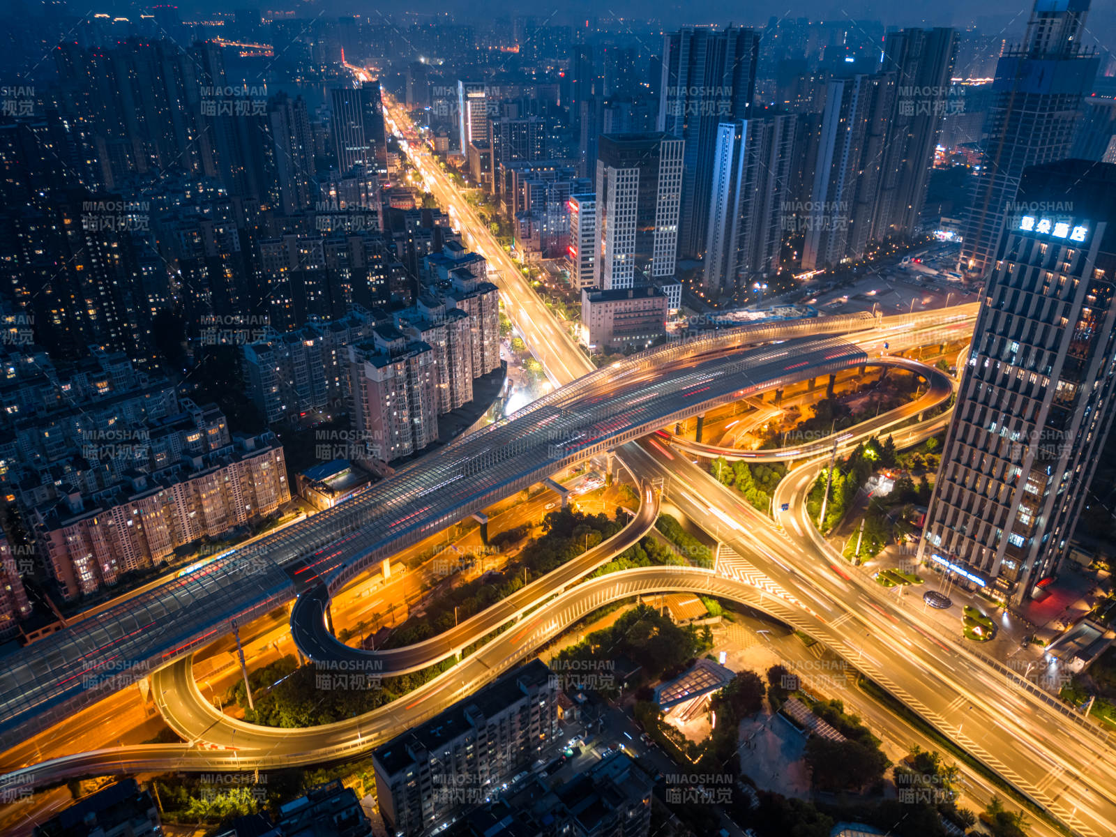 湖北省武汉市尤李立交桥图片