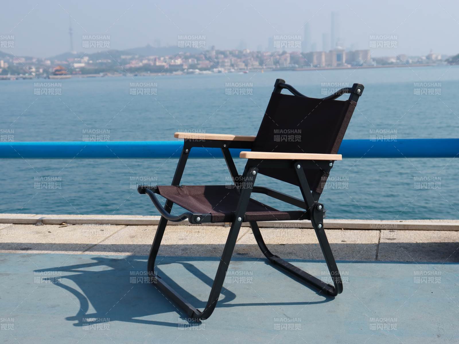 海滨休闲椅图片