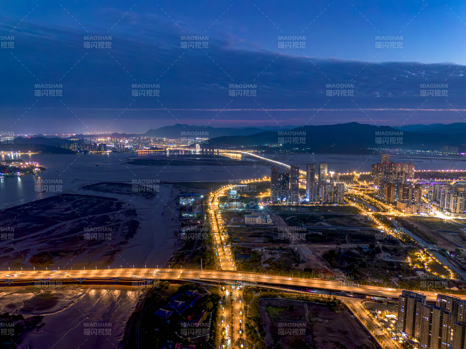 夜幕下的福州城市灯火辉煌图片