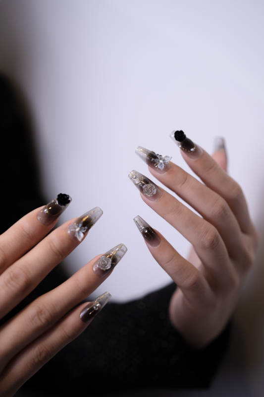 精致美甲展示图片