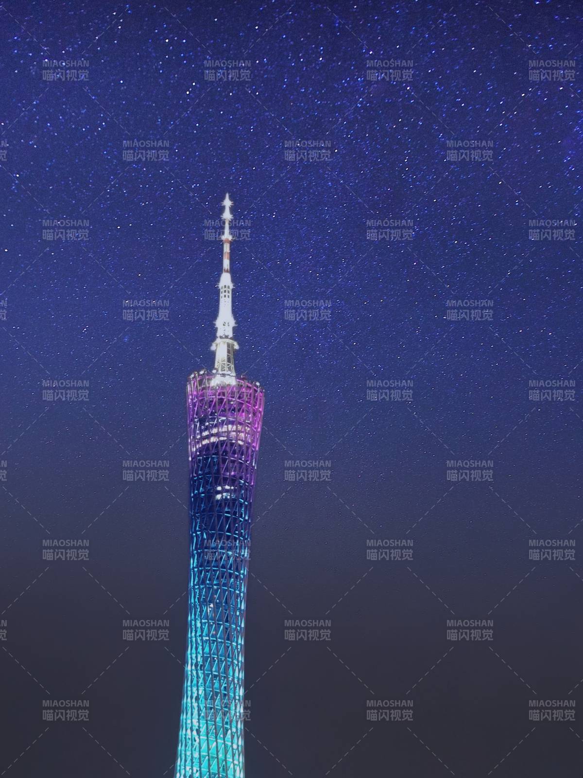 星夜下的广州塔图片