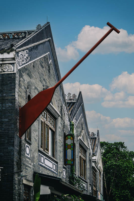 古建筑与红桨图片