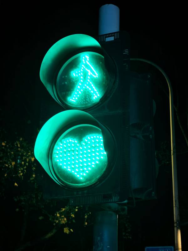 绿灯行人信号图片