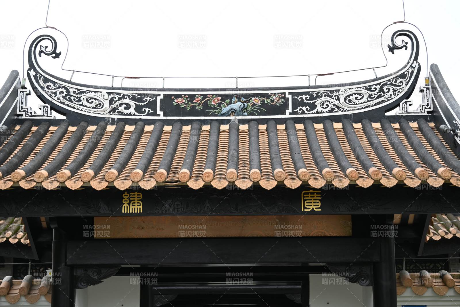 中式古建筑屋檐细节图片