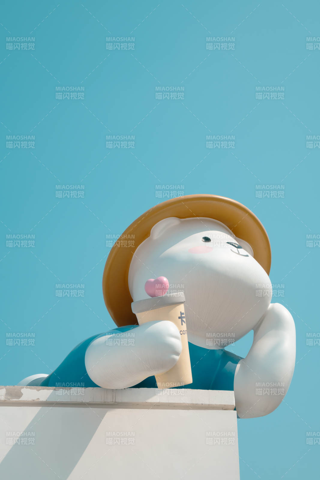 夏日冰淇淋小熊图片