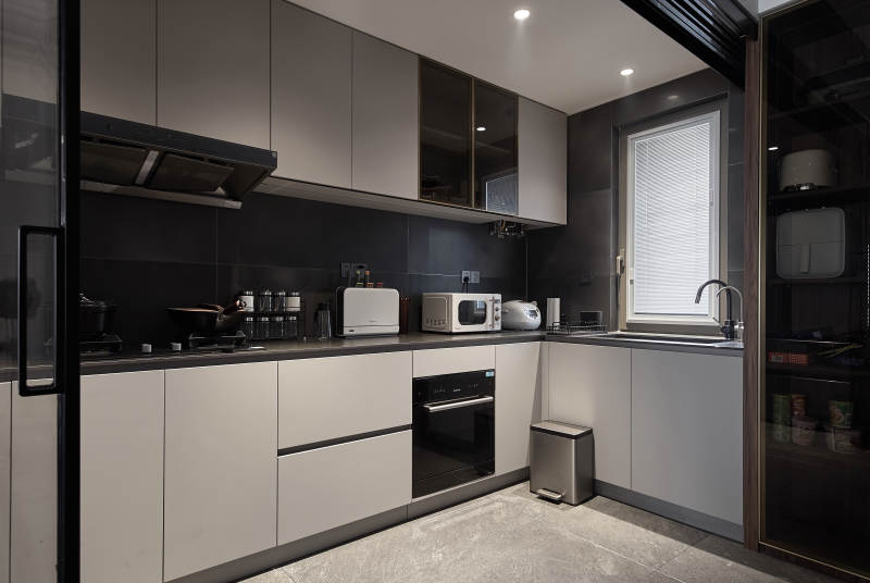 现代简约厨房设计图片