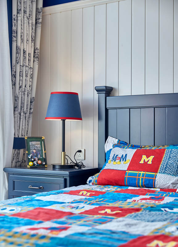 温馨儿童房装饰细节图片