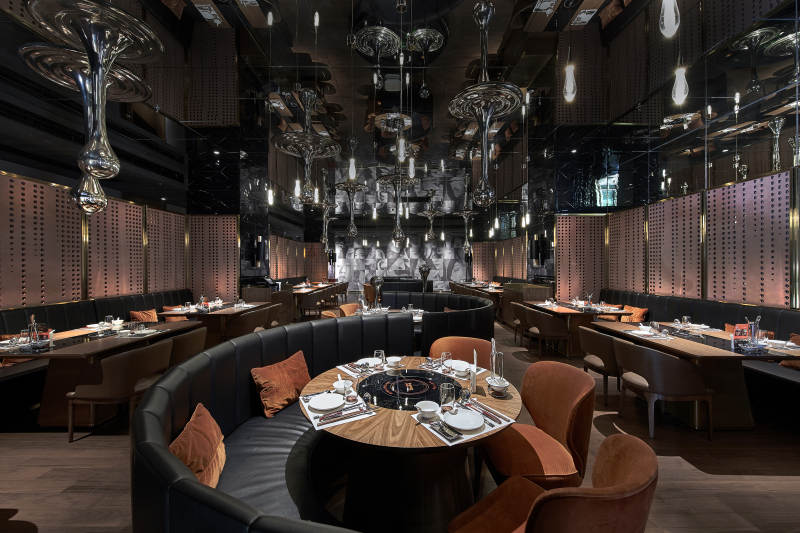 现代奢华餐厅内部设计图片