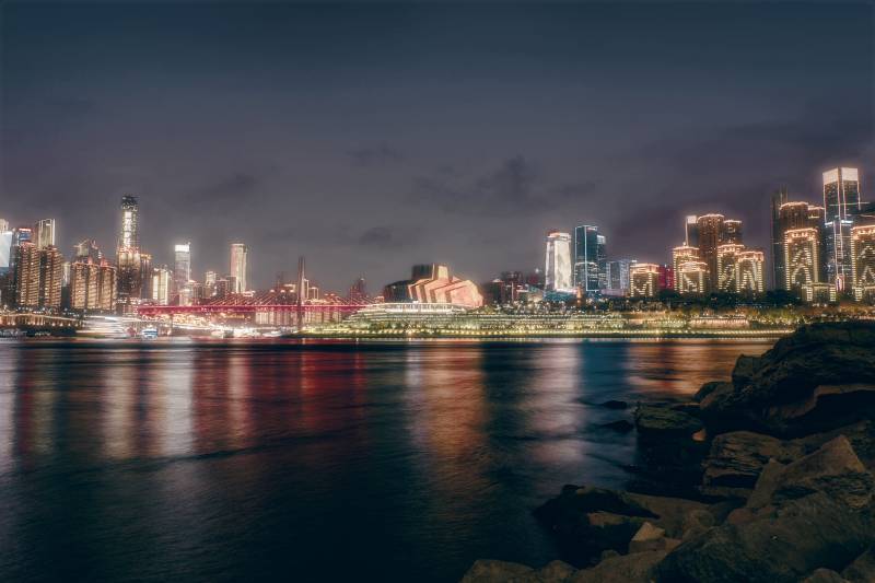 夜景城市灯火辉煌图片