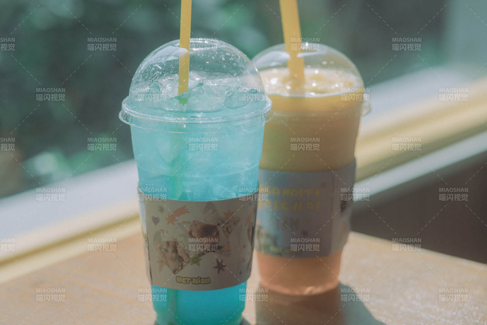 夏日清凉饮品特写图片