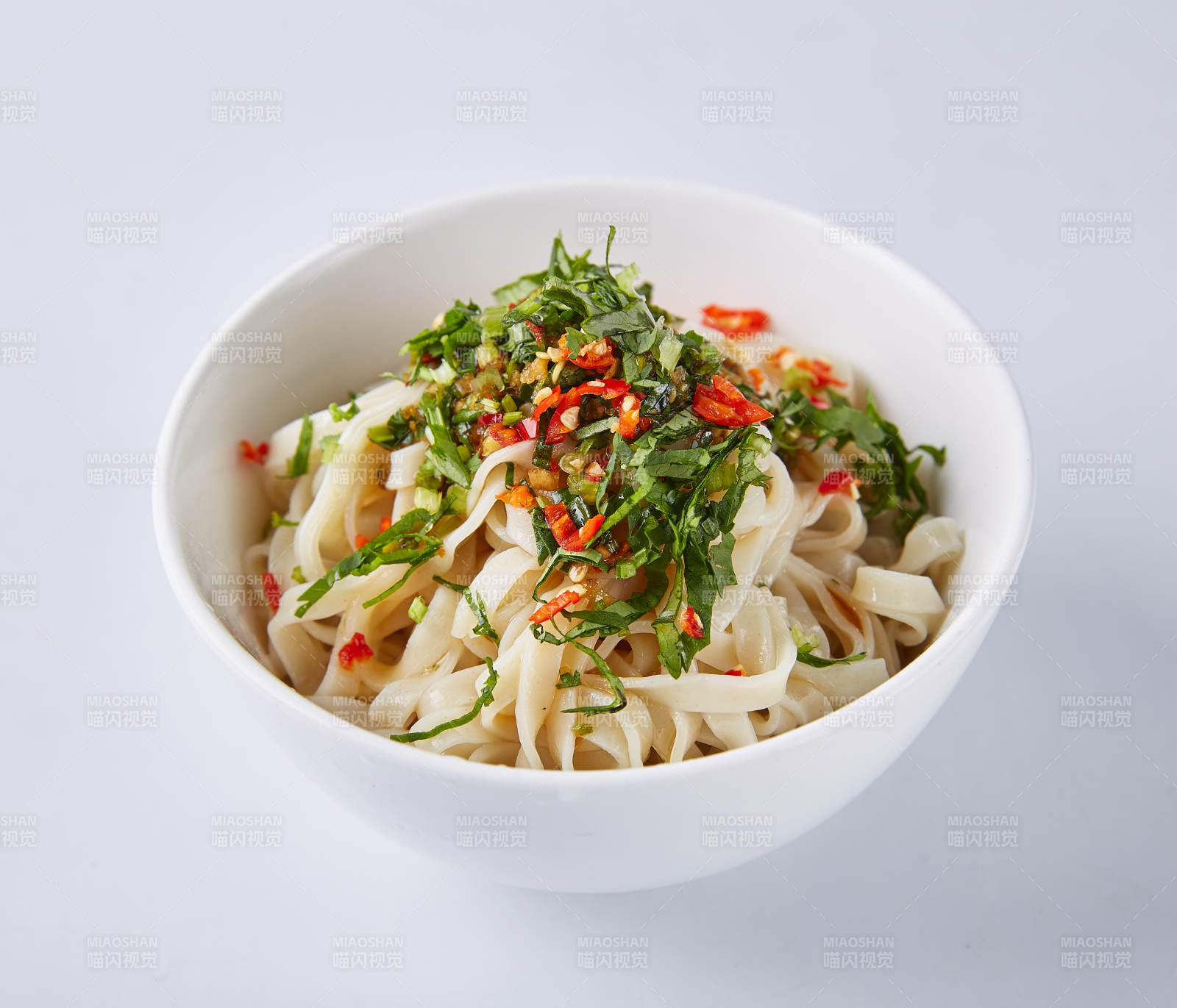 凉拌面图片
