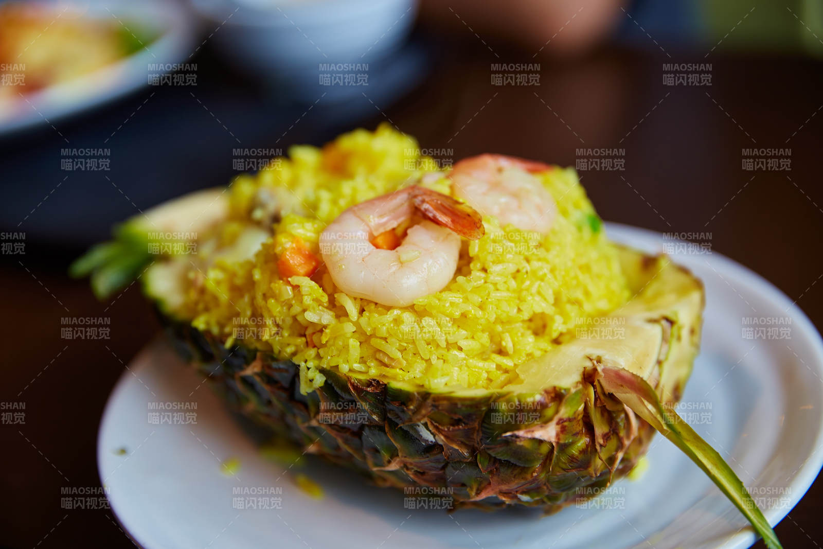 菠萝虾仁炒饭图片