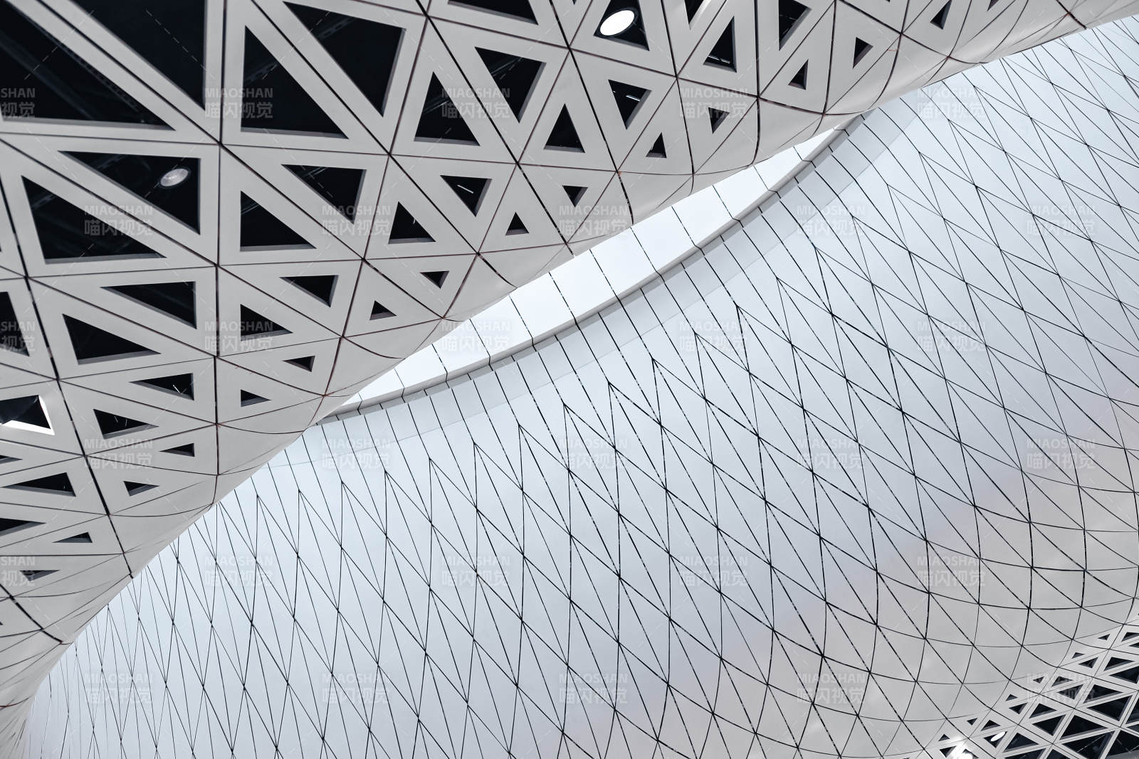 岗厦北地铁站现代建筑的几何之美图片