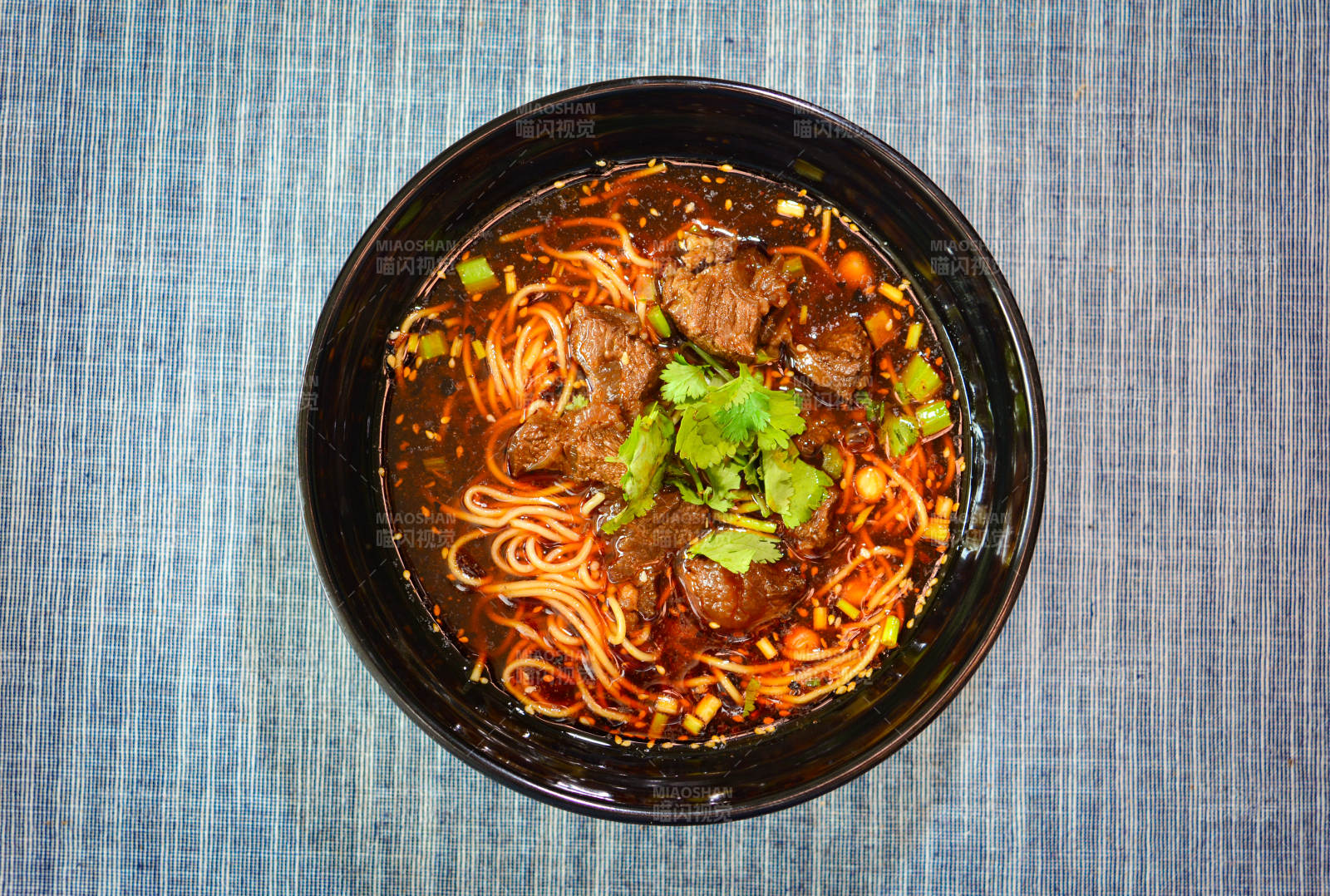 麻辣牛肉面图片