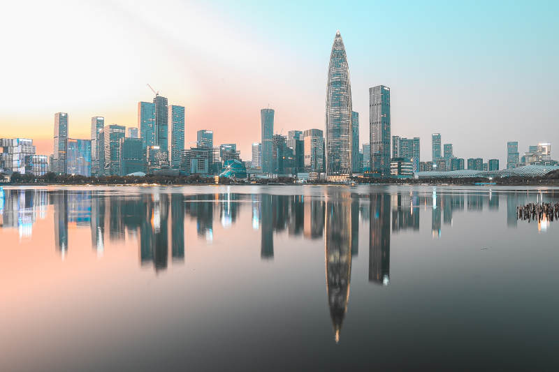 中国广东深圳城市天际线图片
