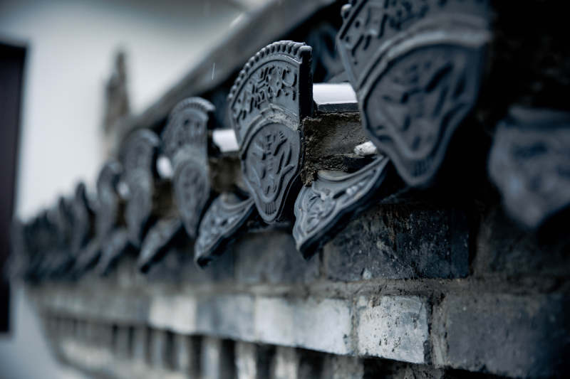 古墙飞檐 雪落无声图片