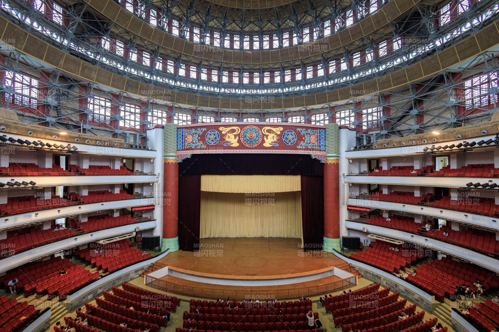 重庆市人民大礼堂内部全景图图片