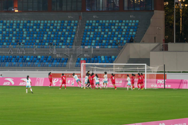 女足比赛精彩瞬间图片