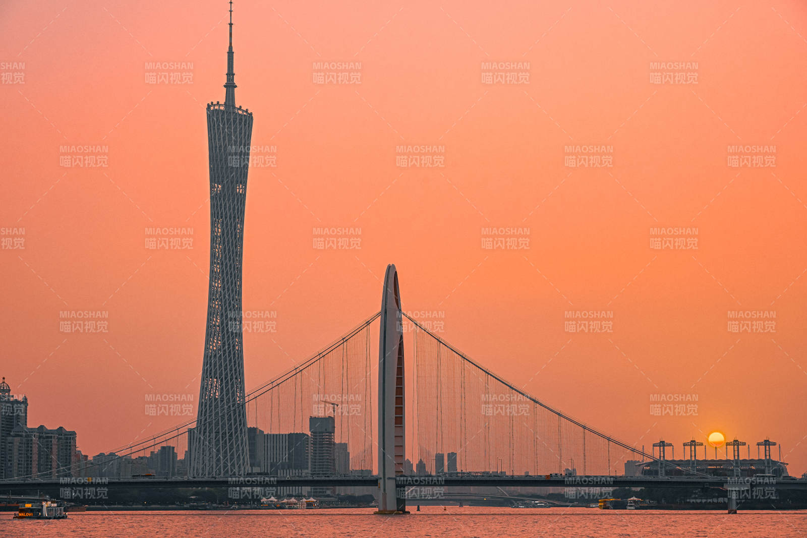 广州塔与猎德大桥日落景图片