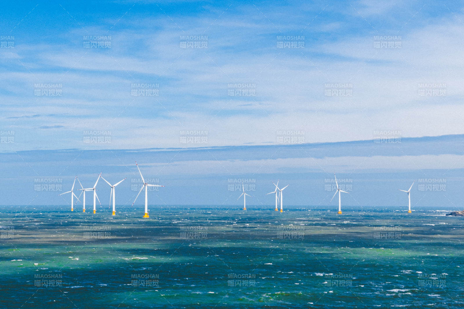 海上风力发电场图片