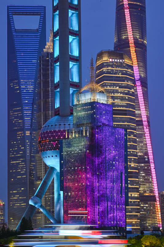 上海夜景 高楼璀璨灯光秀图片