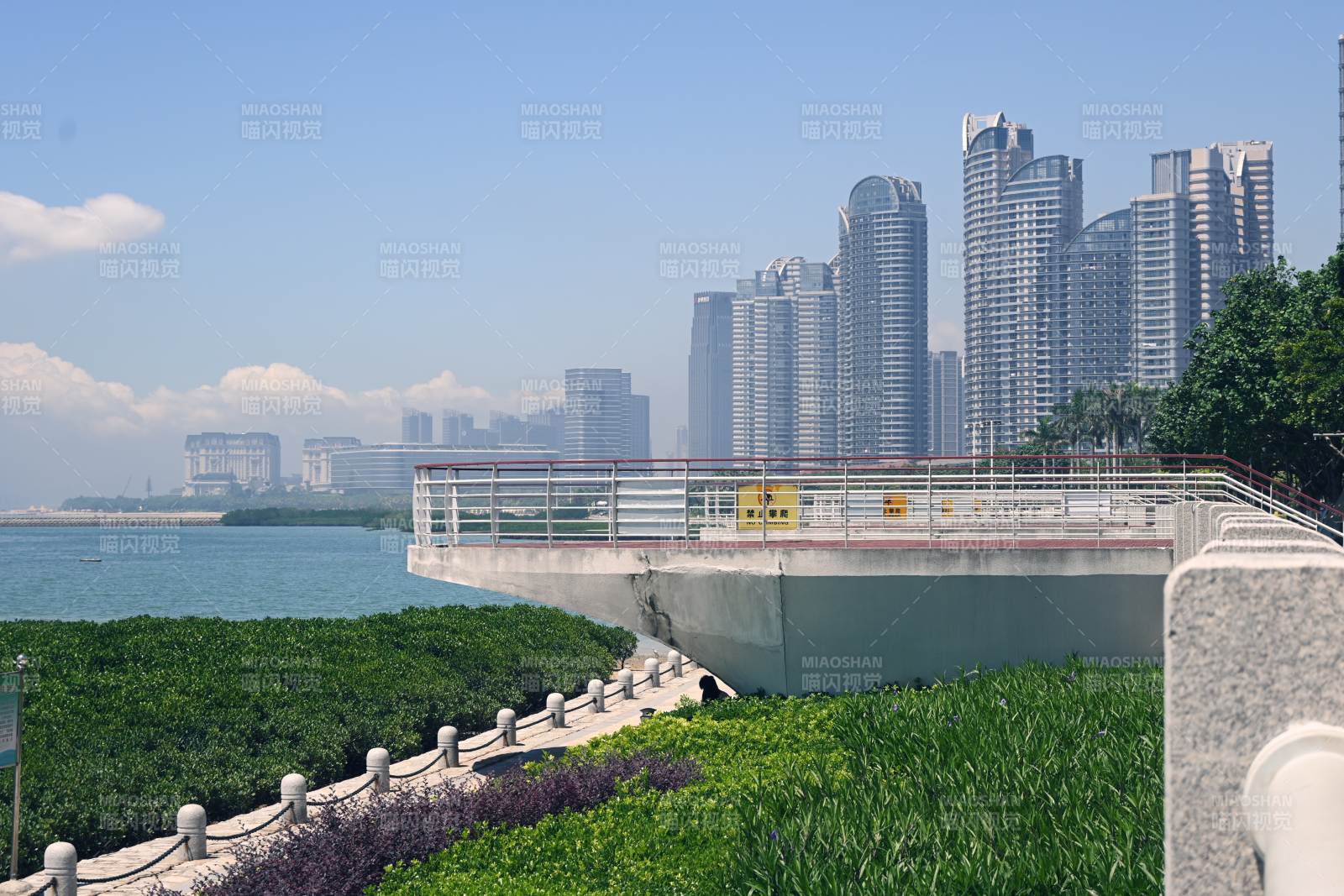 海滨城市风光 同安彩虹跑道图片