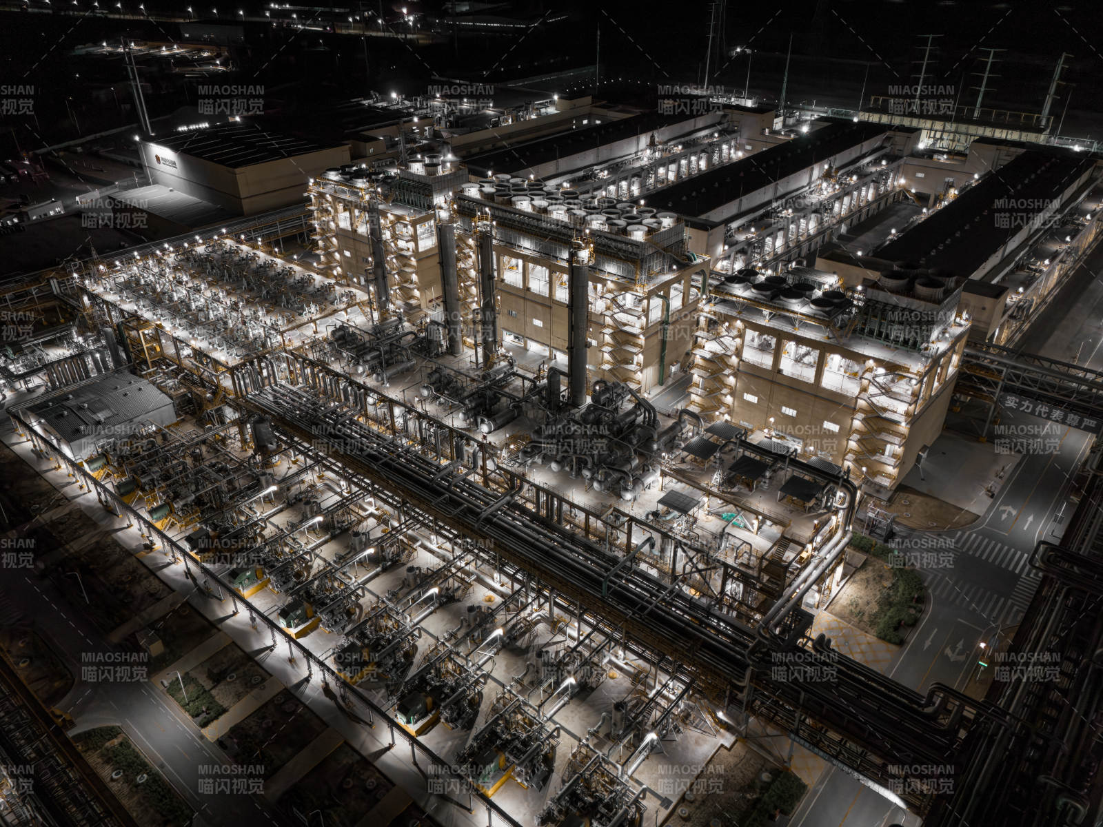 包头夜景芯片工业区灯火辉煌图片