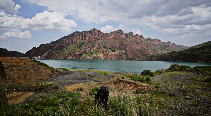 S101 公路 赤壁天湖景区图片