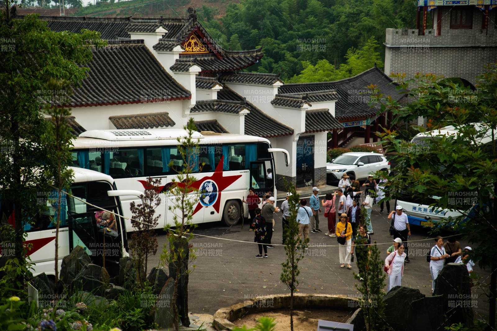 古镇游客集散中心图片