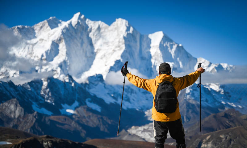 雪山之巅 勇者无畏图片