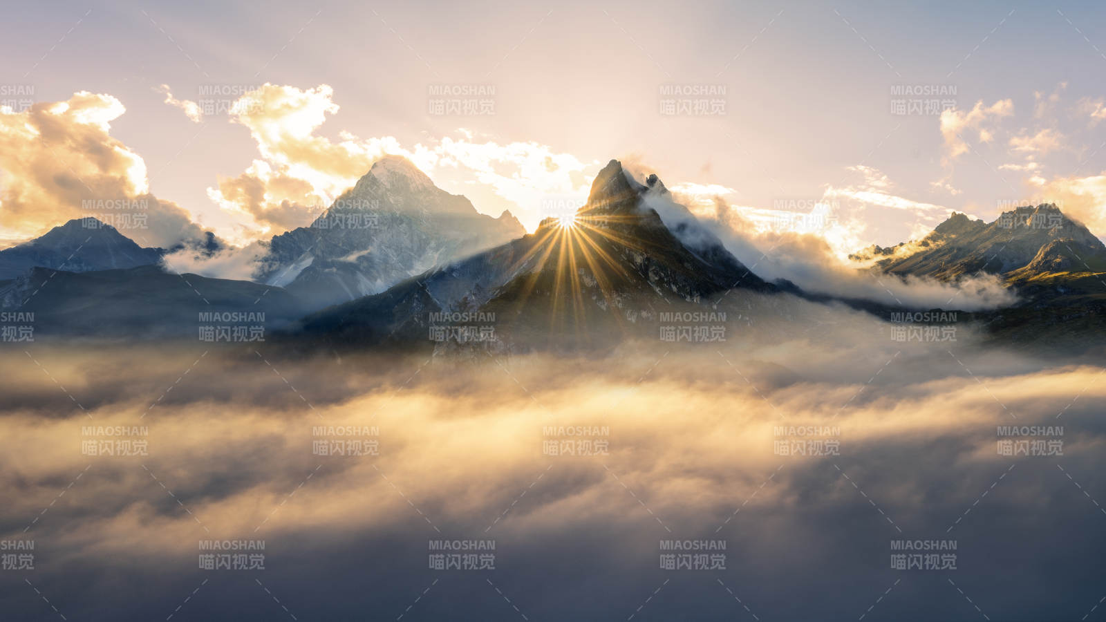 云海日出 雪山辉煌图片