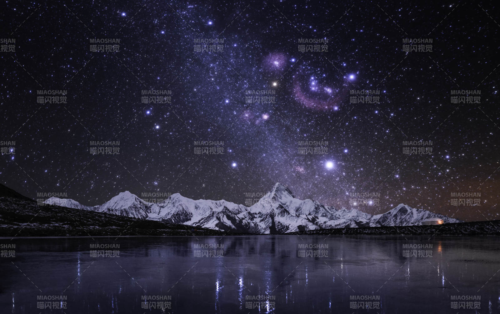雪山夜空星河倒影图片