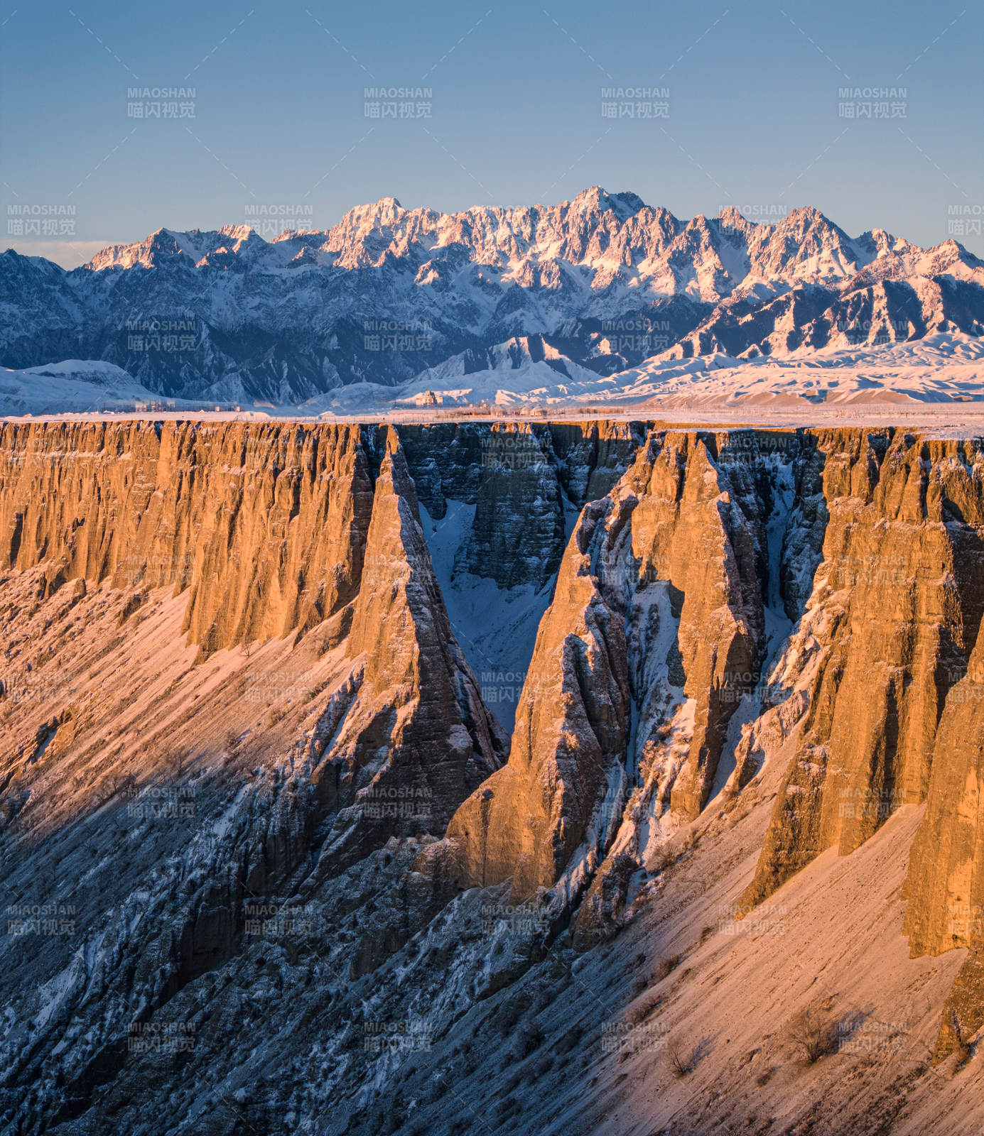 安集海大峡谷图片