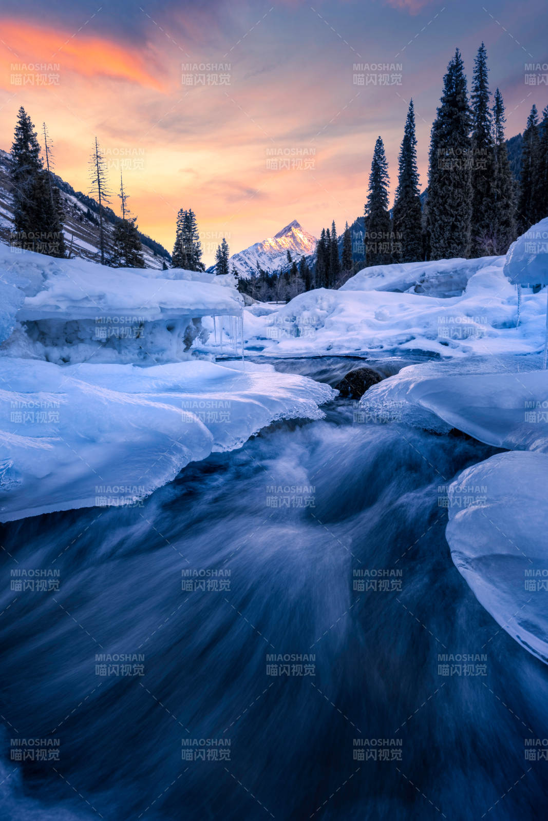 冬日冰河夕阳美景图片