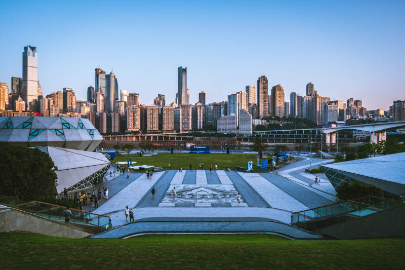 城市天际线与现代建筑图片