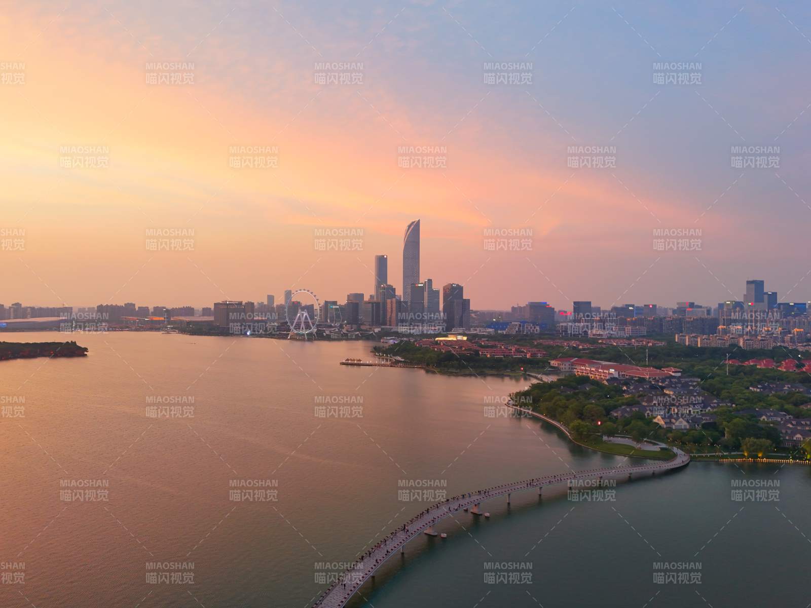 苏州金鸡湖城市夕阳美景图片
