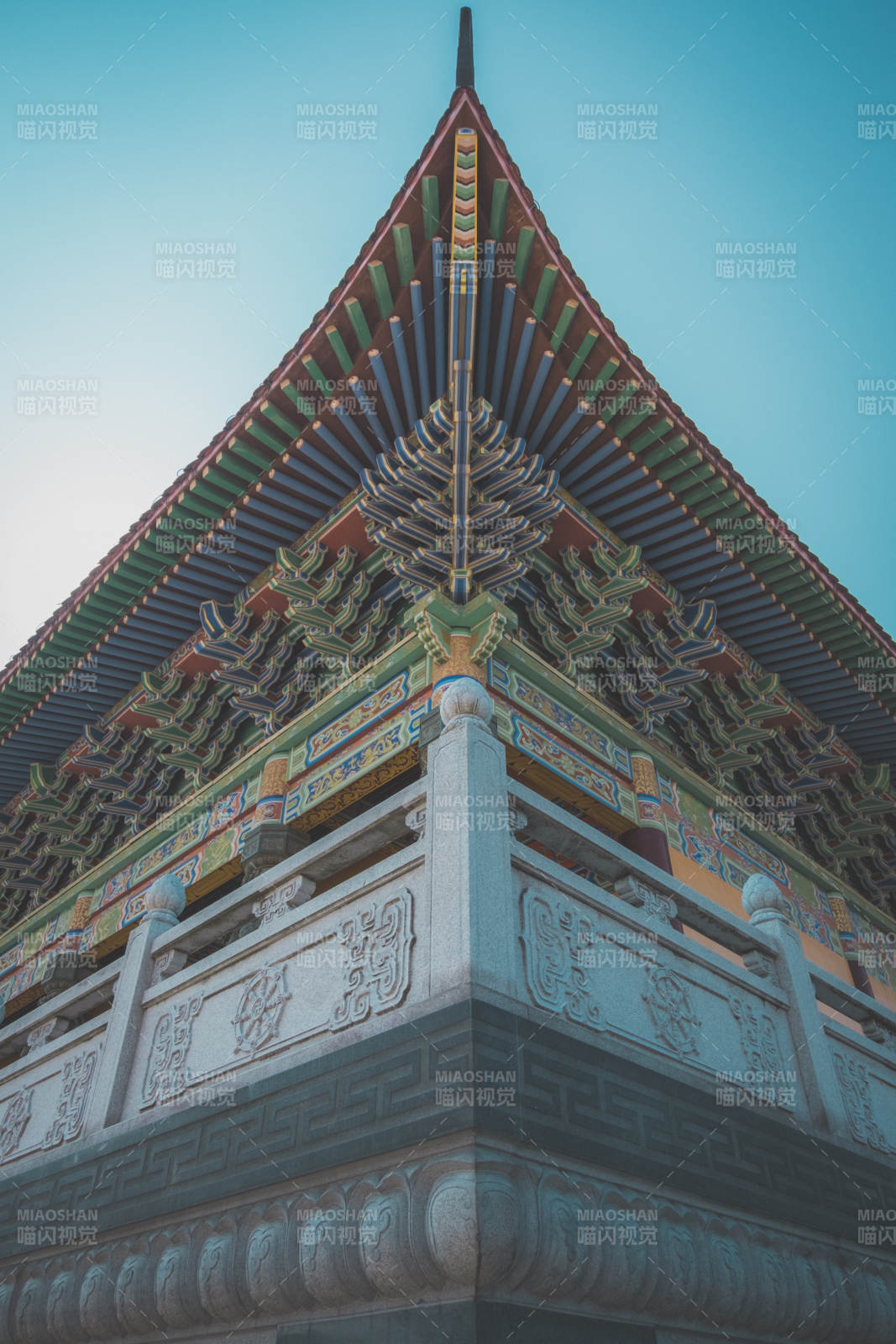 古建筑飞檐斗拱细节图图片