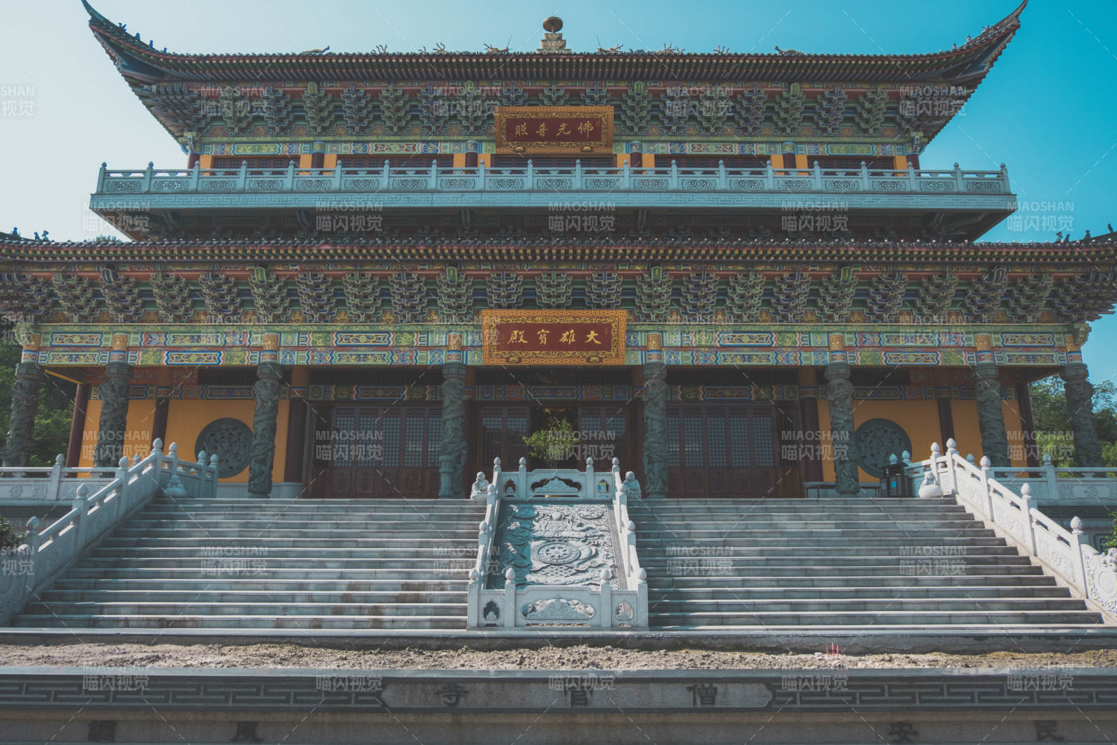 宏伟寺庙 古韵悠然图片