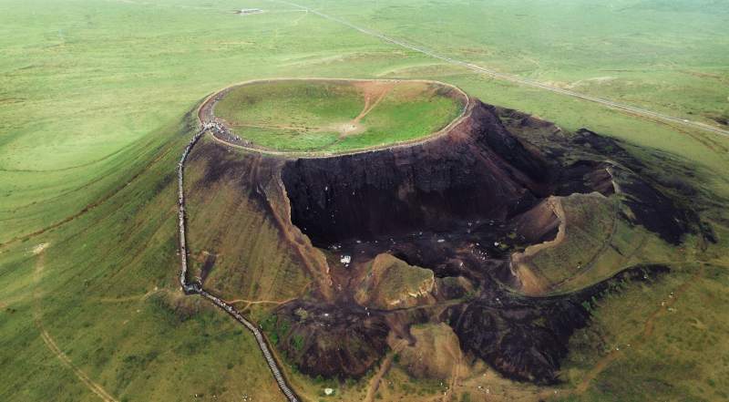 乌兰布统火山自然奇观图片